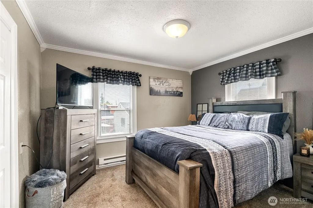 114 Chenault Avenue Hoquiam WA 98550