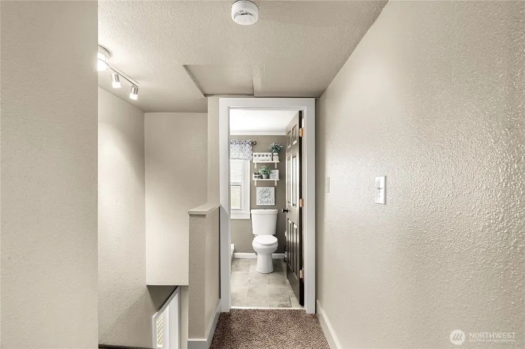 114 Chenault Avenue Hoquiam WA 98550