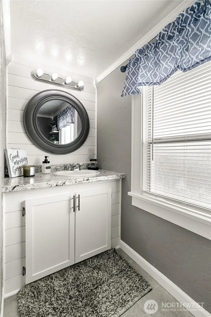 114 Chenault Avenue Hoquiam WA 98550