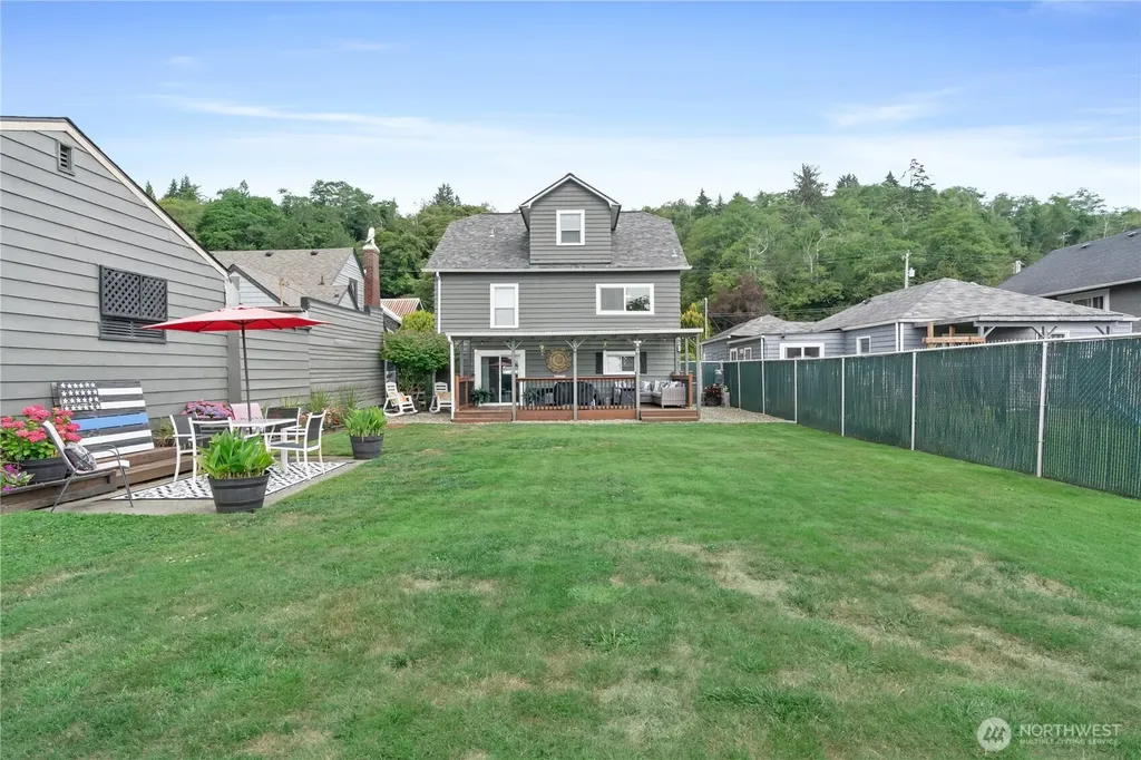 114 Chenault Avenue Hoquiam WA 98550