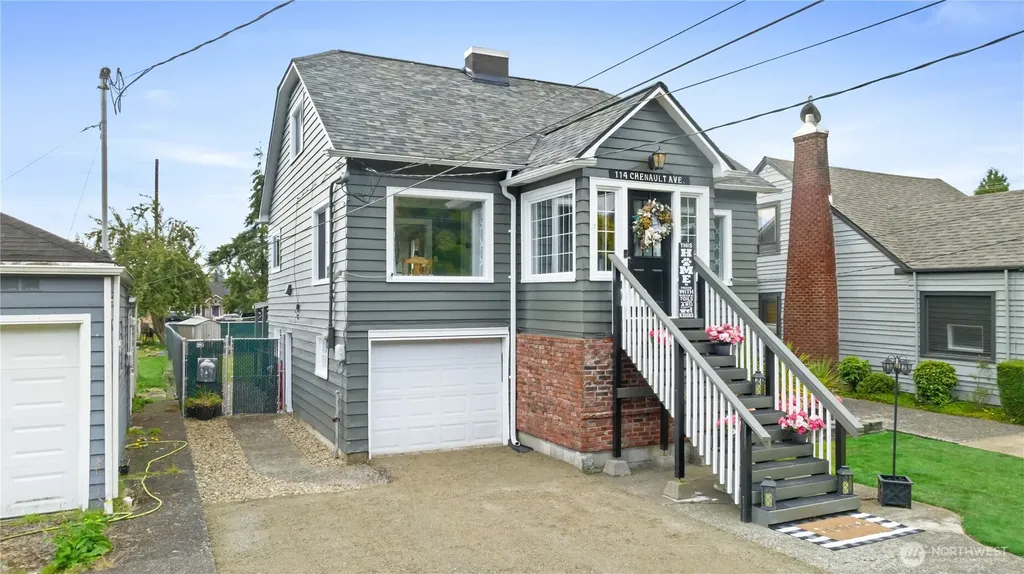114 Chenault Avenue Hoquiam WA 98550