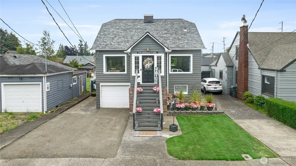 114 Chenault Avenue Hoquiam WA 98550