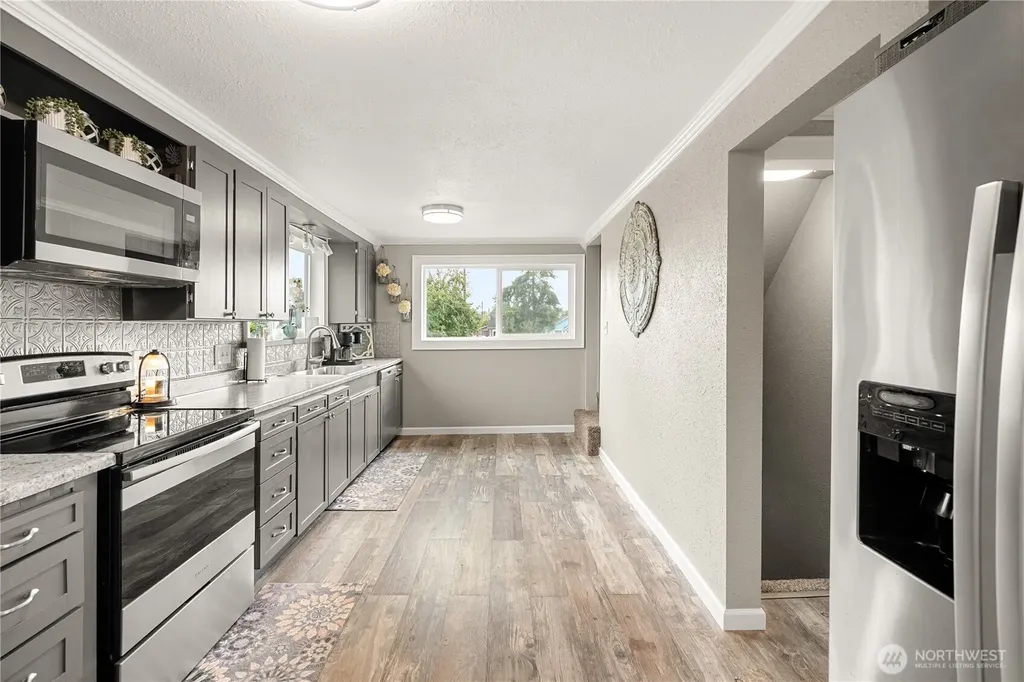 114 Chenault Avenue Hoquiam WA 98550