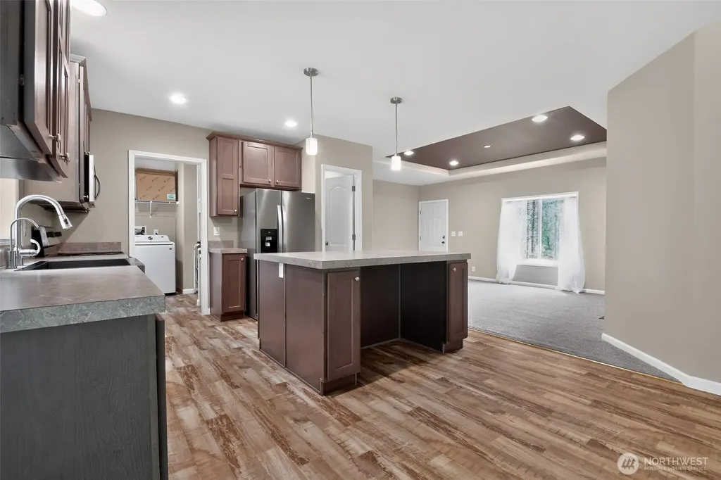 27129 Lake Riley Arlington WA 98223