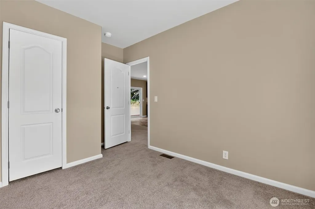 27129 Lake Riley Arlington WA 98223
