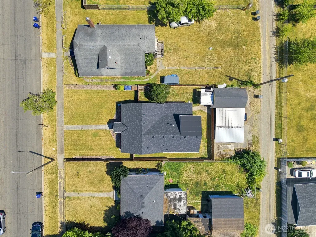 1016 E 61st Street Tacoma WA 98404