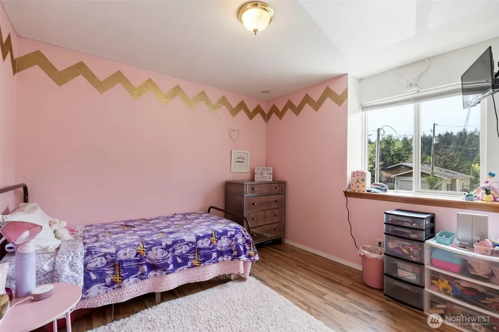 360 E Road Of Tralee Shelton WA 98584