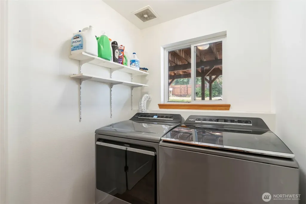 360 E Road Of Tralee Shelton WA 98584