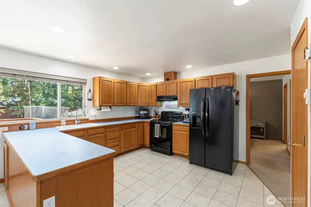 360 E Road Of Tralee Shelton WA 98584