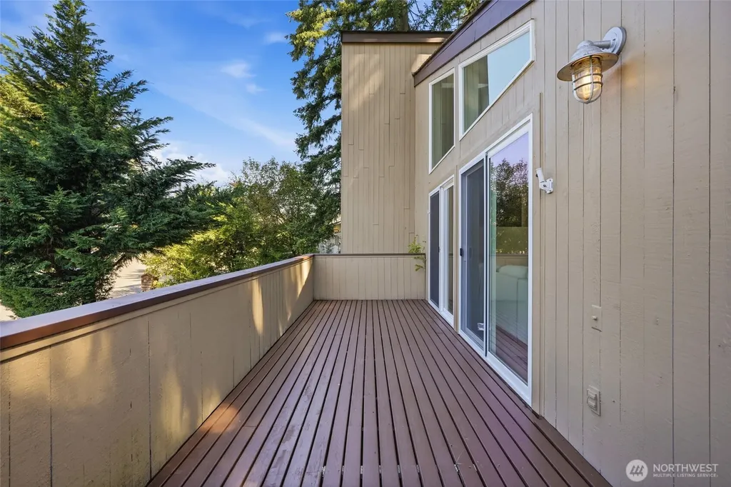 24322 135th Avenue SE Kent WA 98042