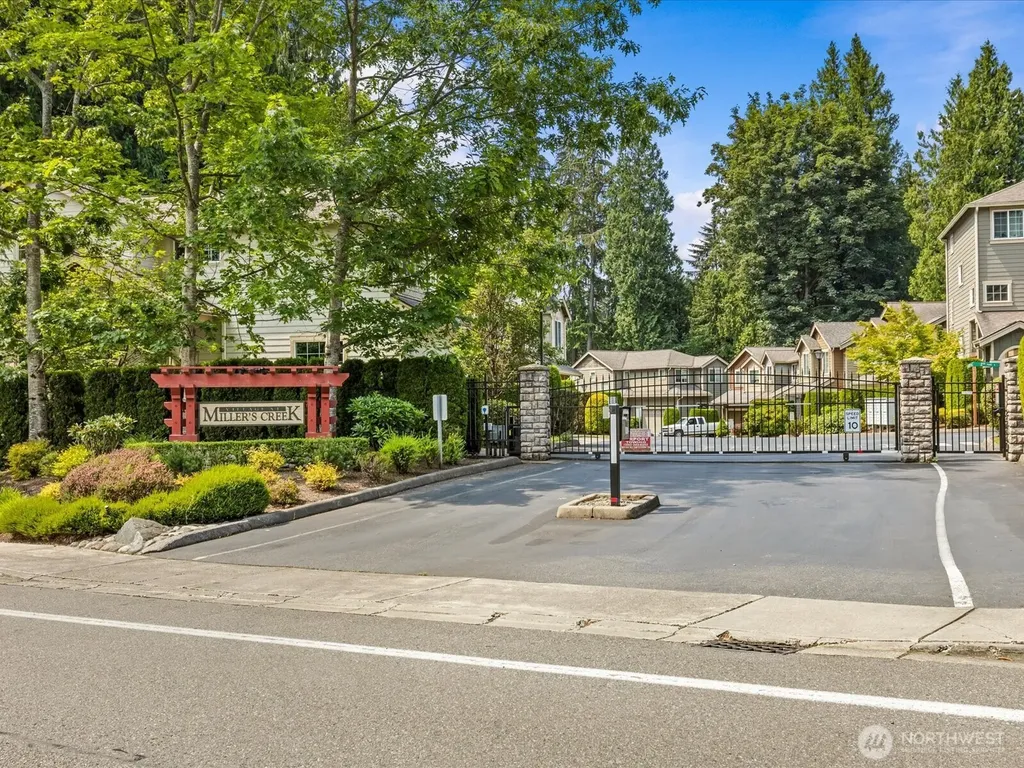 16282 2nd Pl S Burien WA 98148