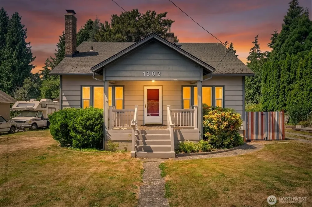 1302 E Victor Street Bellingham WA 98225