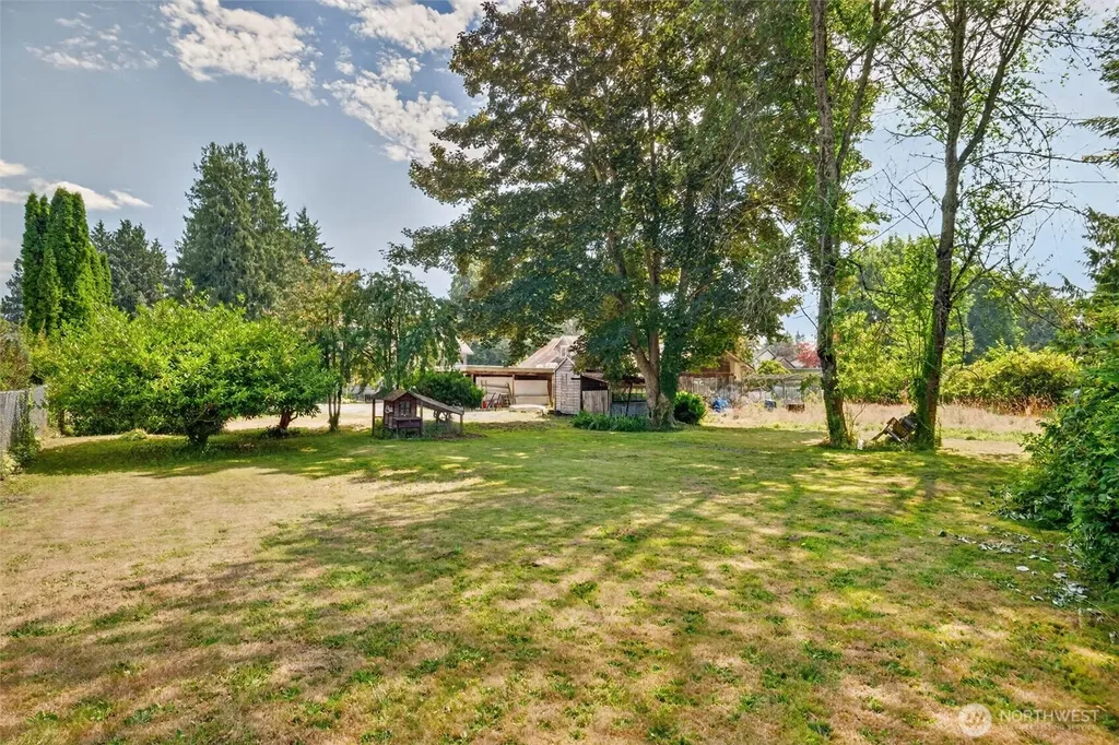 1302 E Victor Street Bellingham WA 98225