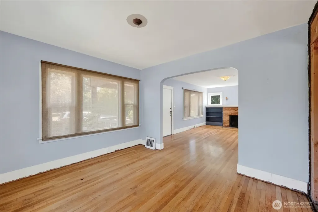 1302 E Victor Street Bellingham WA 98225