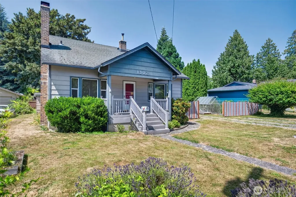1302 E Victor Street Bellingham WA 98225