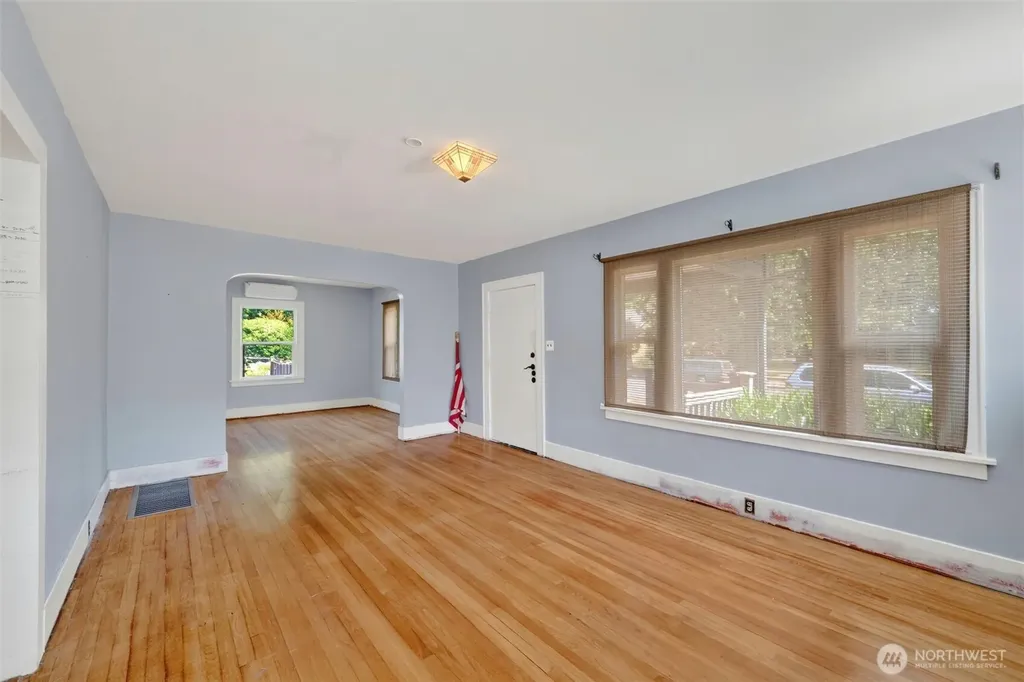1302 E Victor Street Bellingham WA 98225