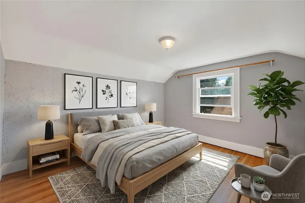 1302 E Victor Street Bellingham WA 98225