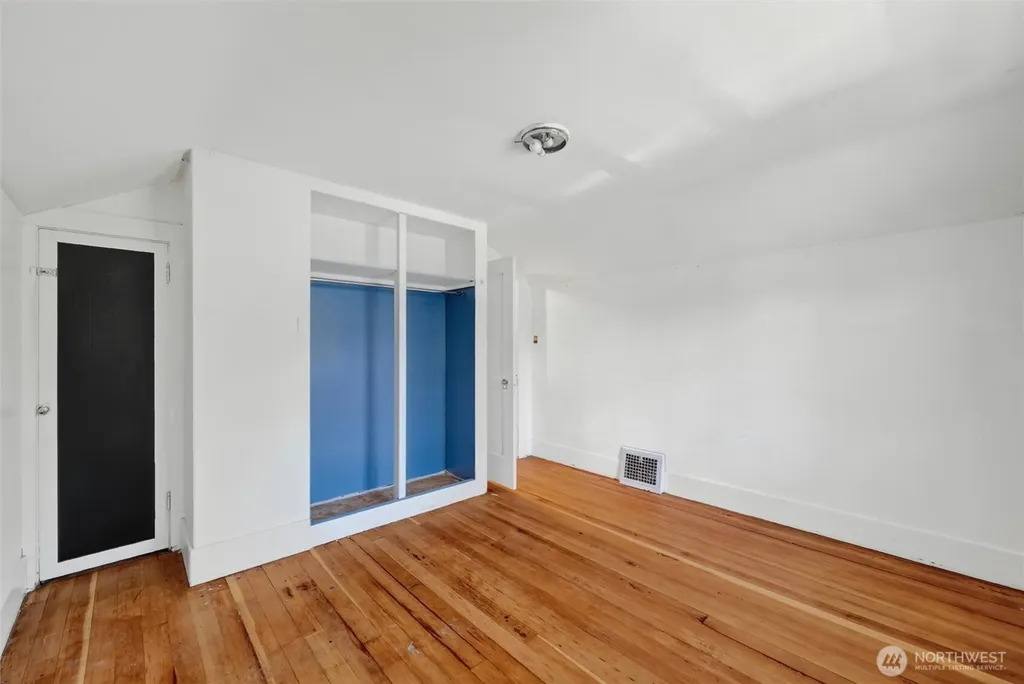 1302 E Victor Street Bellingham WA 98225