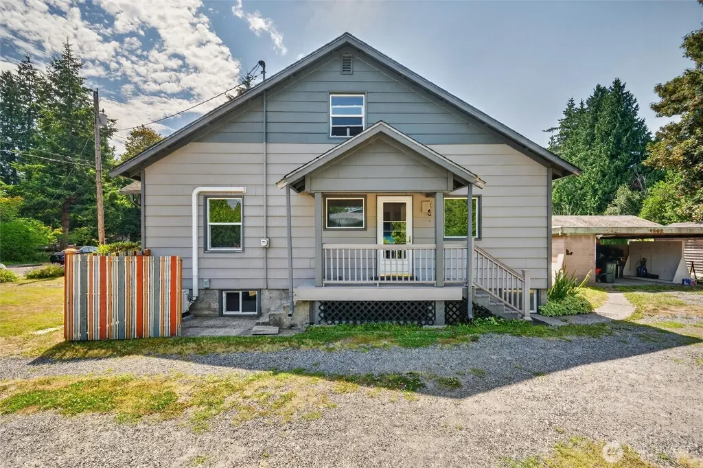 1302 E Victor Street Bellingham WA 98225