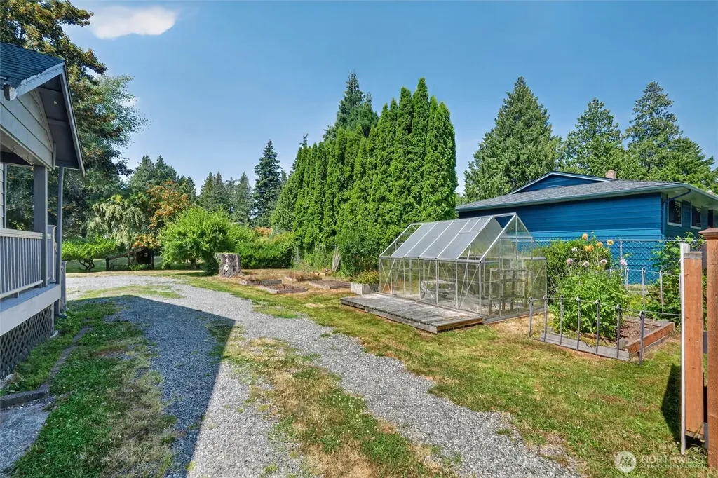 1302 E Victor Street Bellingham WA 98225