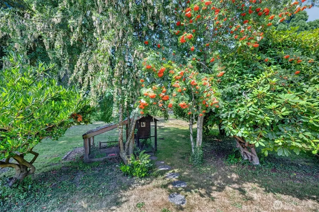 1302 E Victor Street Bellingham WA 98225