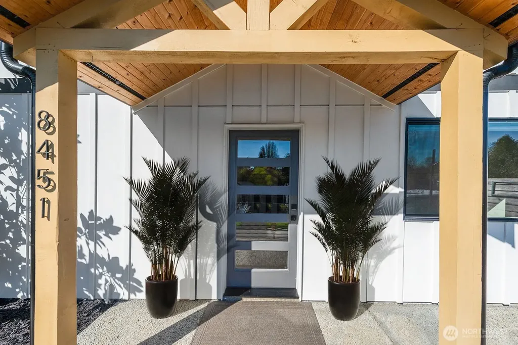 8451 18th Avenue SW Seattle WA 98106
