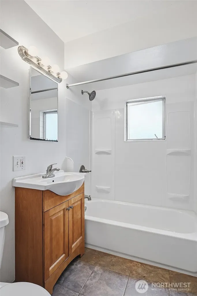 9002 2nd Avenue NE Seattle WA 98115