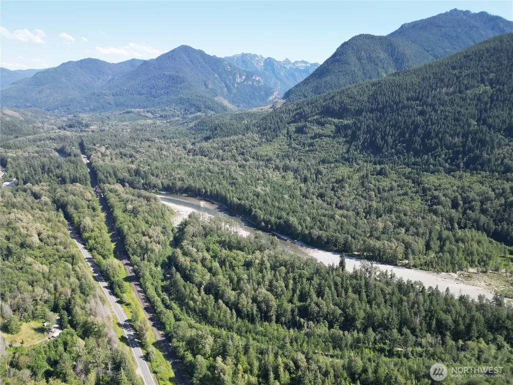 0 Skykomish Woods Skykomish WA 98288