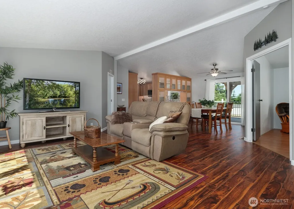 291 Spencer Road Sequim WA 98382