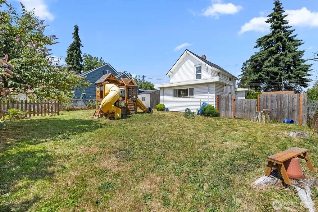 5718 S D Street Tacoma WA 98408