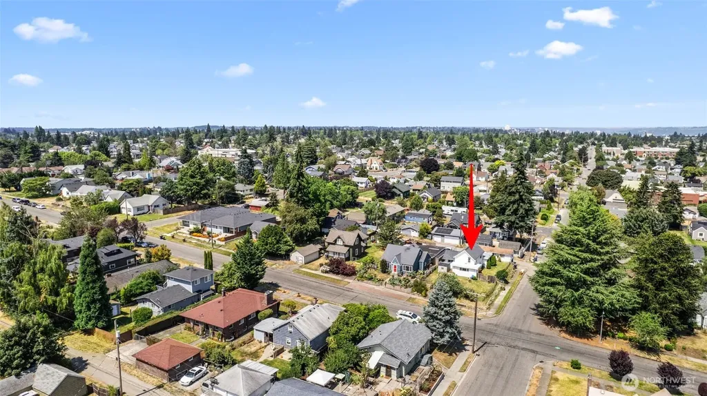 5718 S D Street Tacoma WA 98408