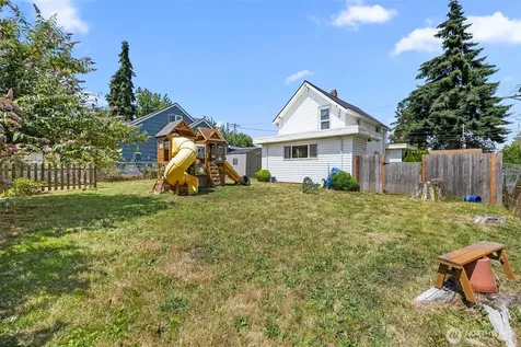 5718 S D Street Tacoma WA 98408