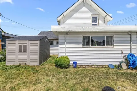 5718 S D Street Tacoma WA 98408