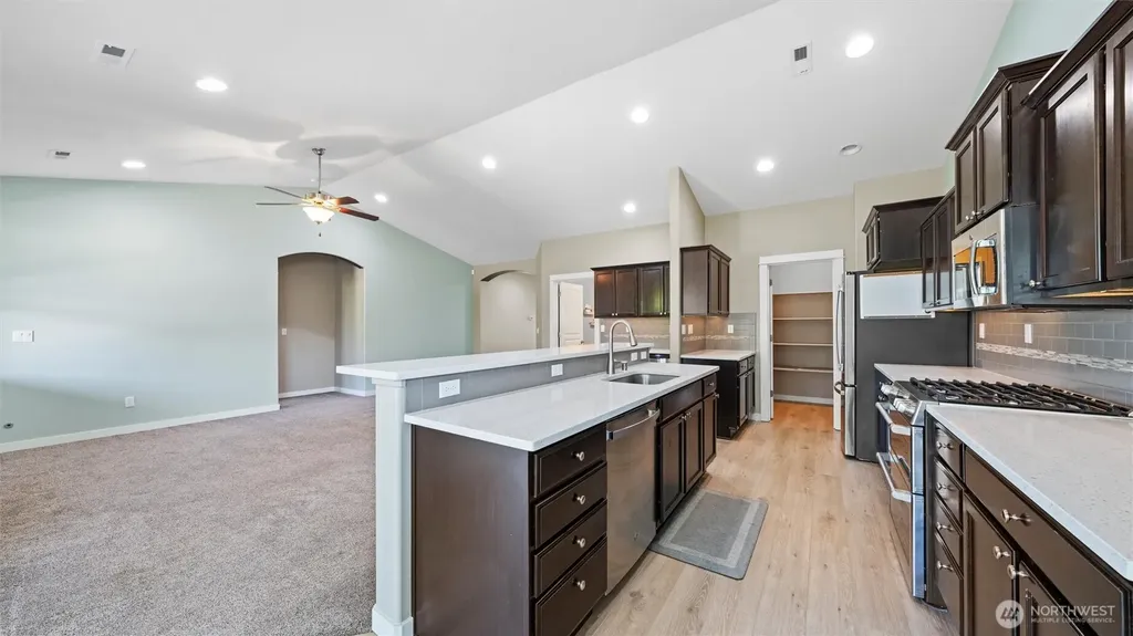 380 Wishkah Drive Richland WA 99352