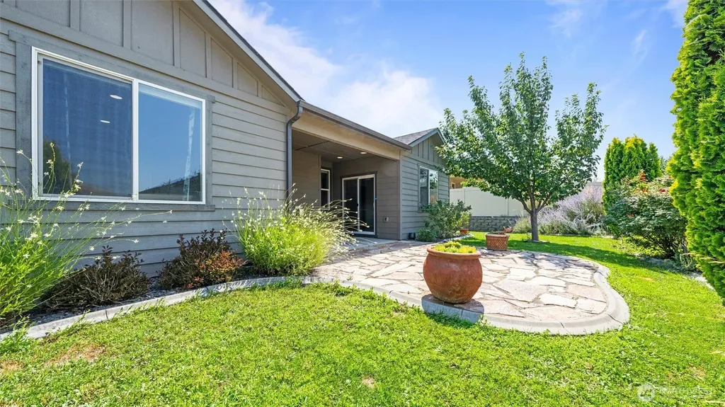 380 Wishkah Drive Richland WA 99352