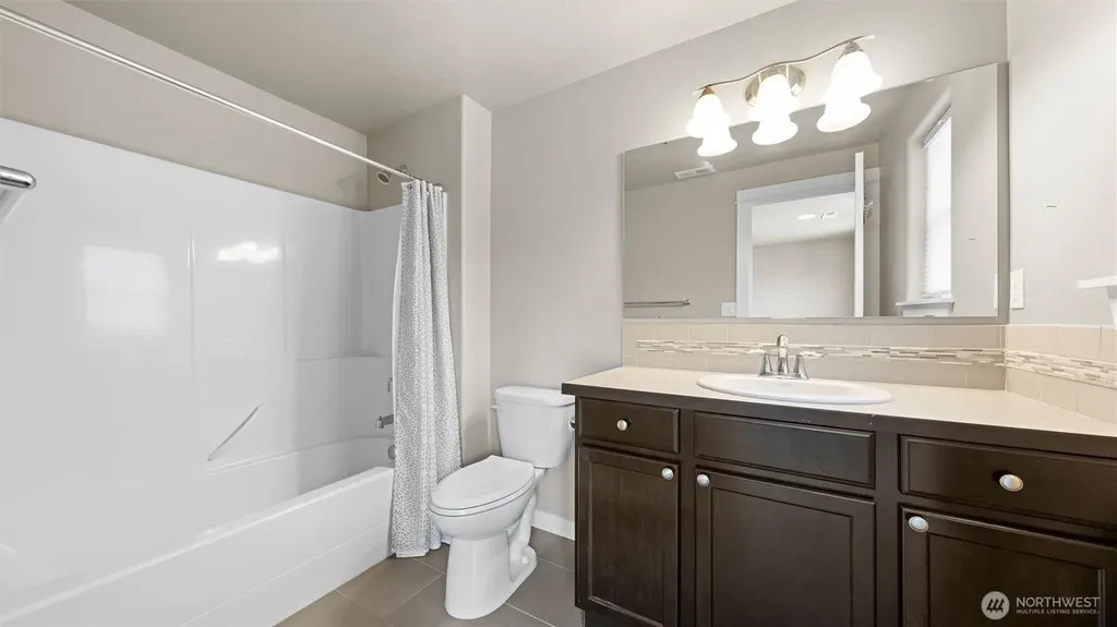 380 Wishkah Drive Richland WA 99352