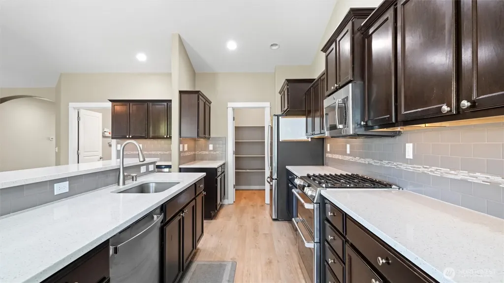 380 Wishkah Drive Richland WA 99352