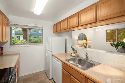 3400 25th Avenue W Seattle WA 98199