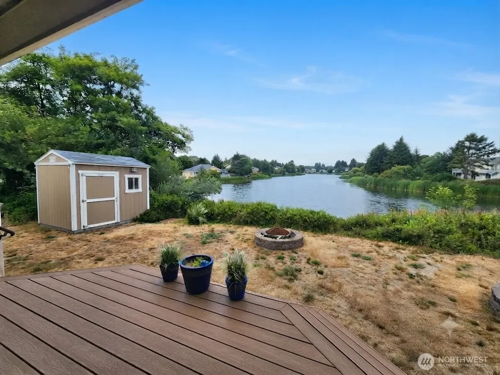 662 Point Brown Avenue SE Ocean Shores WA 98569