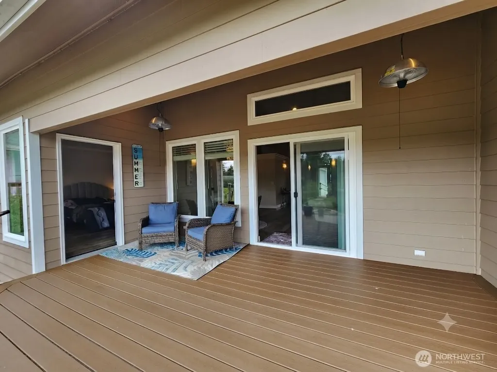 662 Point Brown Avenue SE Ocean Shores WA 98569