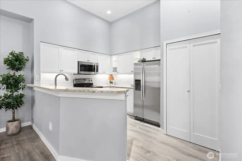 16125 Juanita Woodinville Way NE Bothell WA 98011