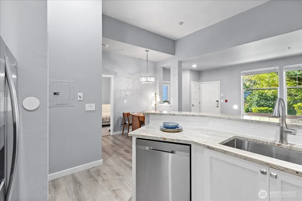 16125 Juanita Woodinville Way NE Bothell WA 98011