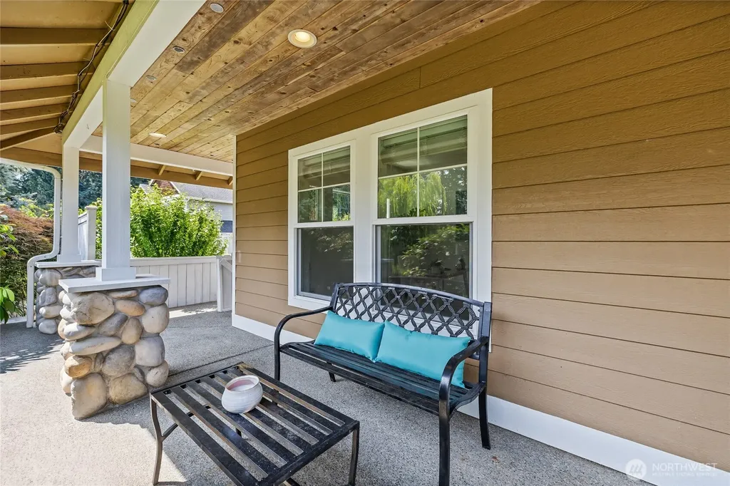 6304 109th Street NW Gig Harbor WA 98332