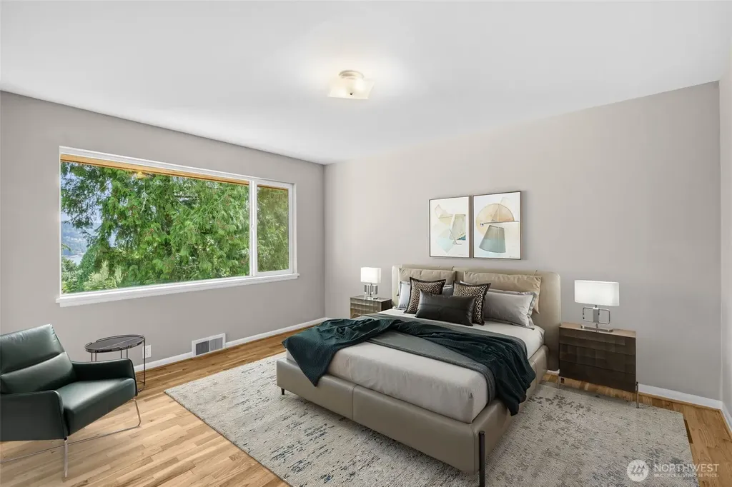 11954 Exeter Avenue NE Seattle WA 98125