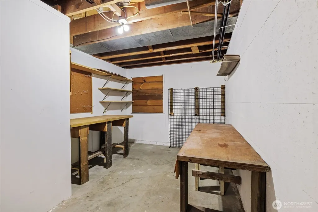 11954 Exeter Avenue NE Seattle WA 98125