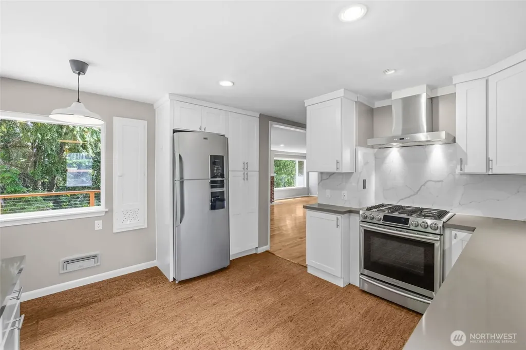 11954 Exeter Avenue NE Seattle WA 98125