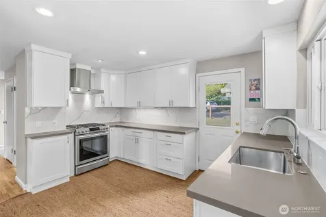 11954 Exeter Avenue NE Seattle WA 98125