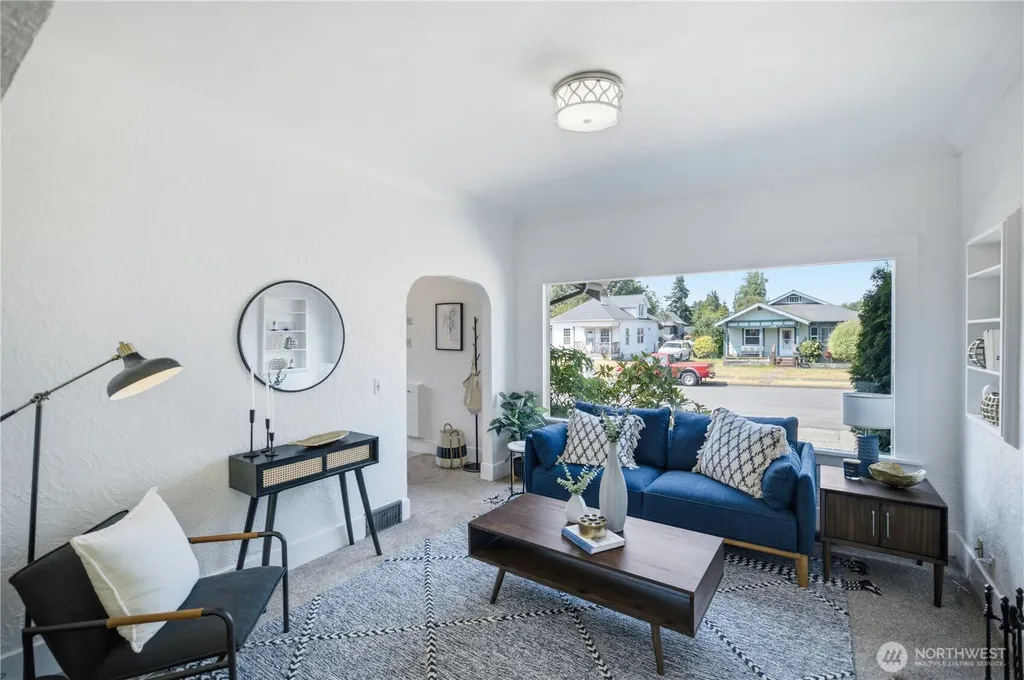 1424 S 55th Street Tacoma WA 98408