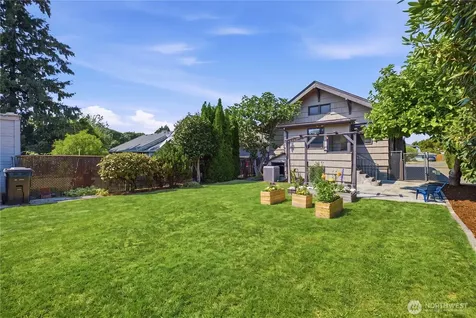 1424 S 55th Street Tacoma WA 98408