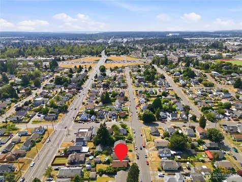1424 S 55th Street Tacoma WA 98408